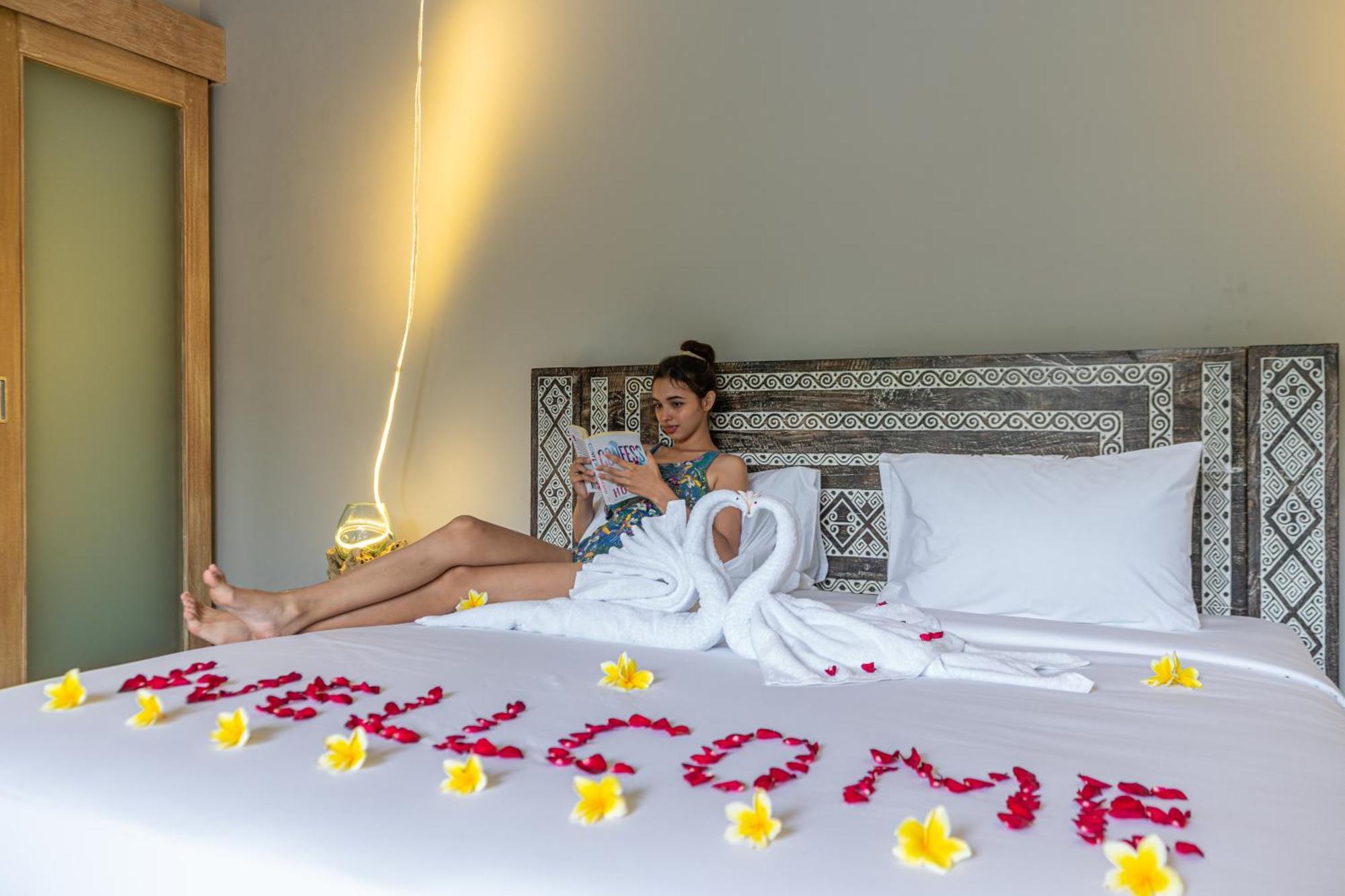 Brand New Luxury 3br Ethnic Ubud # 1 * Ubud (Bali)